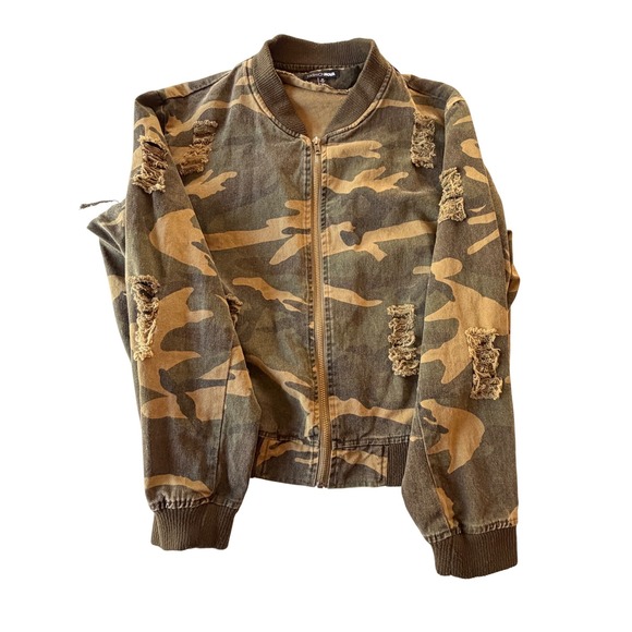 Fashion Nova Jackets & Blazers - Fashion‎ Nova Camo Bomber Jacket M Green Distressed Ripped Cotton Zip Up J1006A